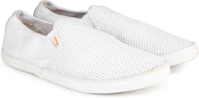

Superdry SWIMMER SLIP ON Sneakers For Men(White