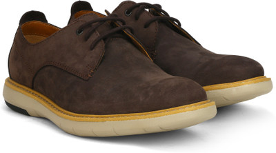 

Clarks Flexton Plain Brown Nubuck Lace up For Men(Brown