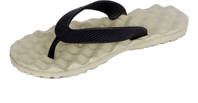 

HMT Slippers, Off-white