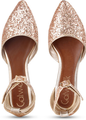 

Catwalk Women GOLD Flats