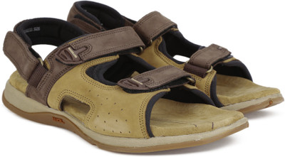 

Woodland Men CAMEL Casual