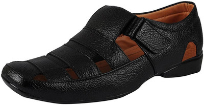

FOOTIND Men BLACK Casual
