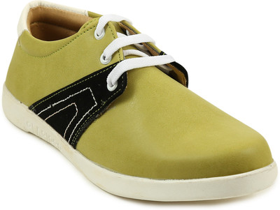 

Quarks Casual Shoes For Men(Green)