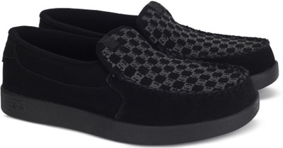 

DC Sneakers For Men(Black, Black print