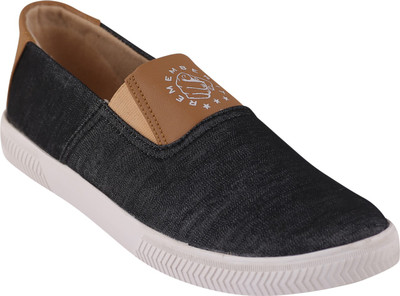 

Quarks Loafers For Men(Beige