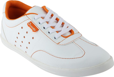 

Quarks Casual Sneakers Sneakers For Men(White)
