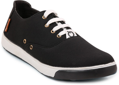 

Quarks Canvas Shoes For Men(Black)