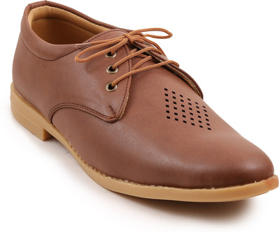 

Quarks Casual Shoes For Men(Brown)