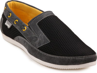 

Quarks Casual Shoes For Men(Black