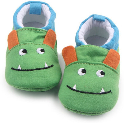 

TWGE Soft Sole shoes for infant - Cotton Fabric - Green color - Animal face - Slip-on for baby boy - Best for first walk for kids - Anti Skid Shoes for baby - Booties for kids Booties(Toe to Heel Length - 11 cm Green)