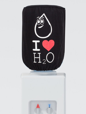 

Swayam Digitally Printed " I love H2O " Bottle Cover- ltr(Black