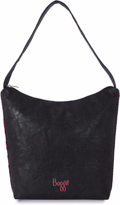

Baggit Shoulder Bag(Black, Pink)