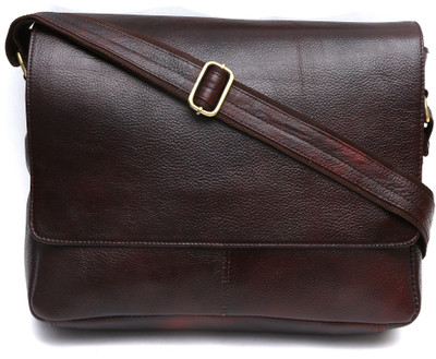

Blu Whale Messenger Bag(Brown)