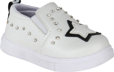 

Glitzy Galz Girls Slip on Sneakers(White