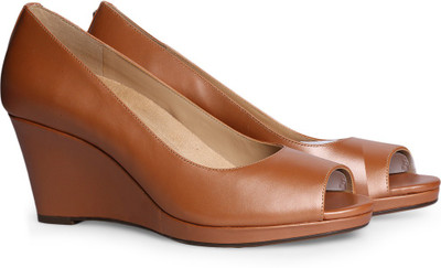 

NATURALIZER Women Pink Wedges