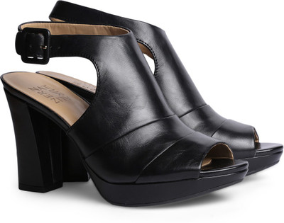 

NATURALIZER Women Black Heels