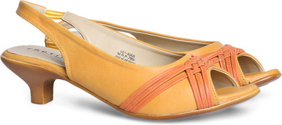 

FootIn Women Yellow Heels