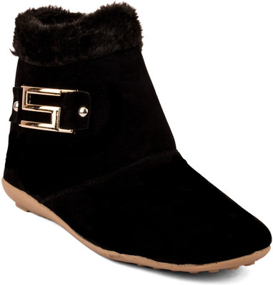 

Claggy Claggy Black Fur Boots Boots For Women(Black