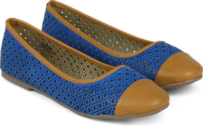 

FootIn Footin Blue Casual Bellies Bellies For Women(Blue, Tan