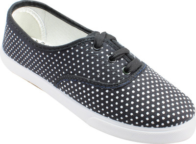 

Claptrap Sneakers For Women(Black, White