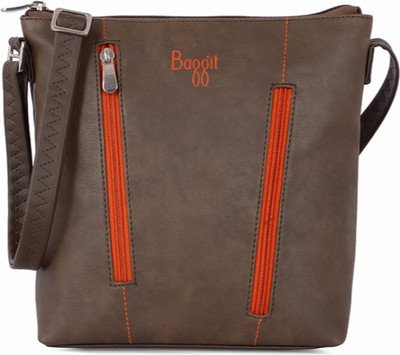 

Baggit Women Casual Brown PU Sling Bag