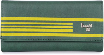 

Baggit Casual Green Clutch