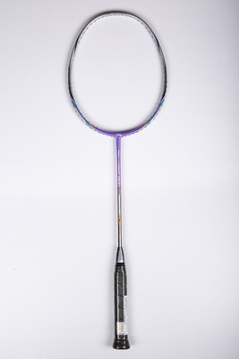 

Li-Ning HC 1900 Purple Unstrung Badminton Racquet(G2 - 3.75 Inches, 87 g)