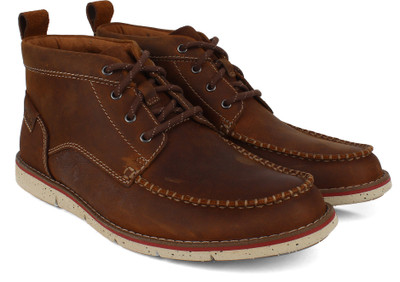 

Clarks Kyston Mid Tan Nubuck Boots For Men(Brown