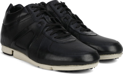 

Clarks Triturn Hi Black Leather Casual Shoes For Men(Black