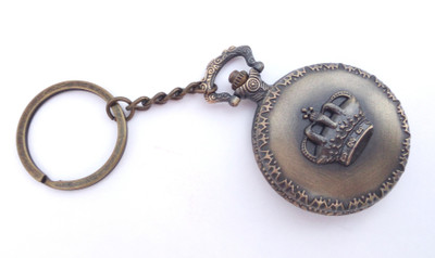 

JOSHISNEST Kings & Queen Antique Jewel Crown Key Chain(Brown)