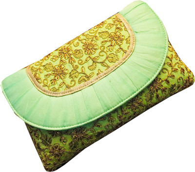 

CRAFTBAZAAR Casual Green Clutch
