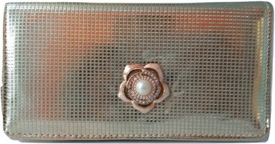 

Imago Casual Silver Clutch