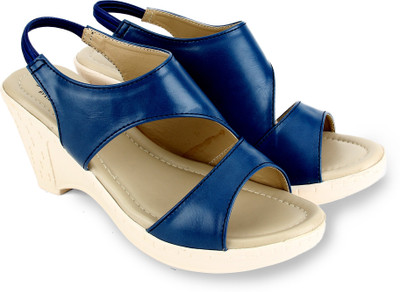 

Senorita Women BLUE Wedges