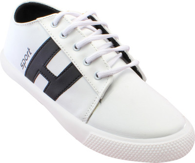 

Claptrap Sneakers For Men(White, Black