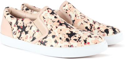 

Clarks Glove Puppet Floral Camo Sneakers For Women(Orange