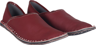 

DFR Ethnic Shoe Jutis For Men(Maroon, 03 red