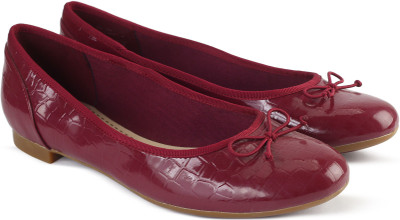 

Clarks Couture Bloom Plum Interest Slip On For Women(Red