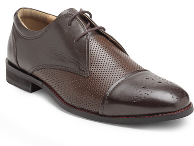 

Hats Off Accessories Hats Off Accessories Derby with Brogue On Toe Brogues For Men(Brown