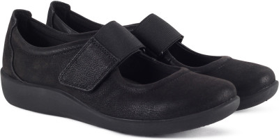

Clarks Sillian Cala Black Synthetic Boat Shoes For Women(Black