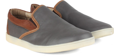 

North Star by Bata Slip On Sneaker For Men(Grey, Brown