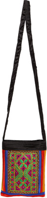 

INDICRAFTS STUDIO SAATH SAATH Sling Bag(Black, 6 L)