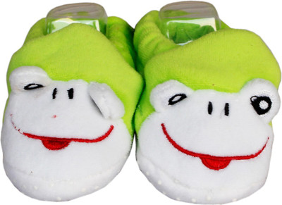 

Toys Factory Baby Booties Booties(Toe to Heel Length - 8 cm Green)