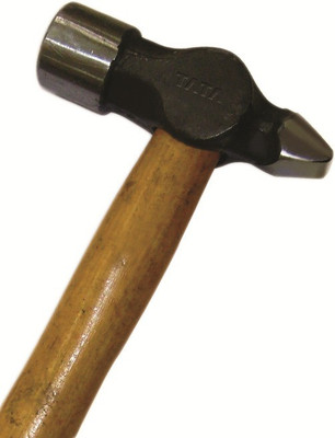 

TATA AGRICO HMC008 Tata Agrico Cross Pein Hammer With Wooden Handle, 300 Gms Cross Peen Hammer(0.7 kg)