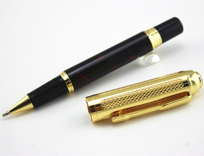 

Giftvenue Dikawen 821 Marbled Wine Barrel Golden Roller Ball Pen