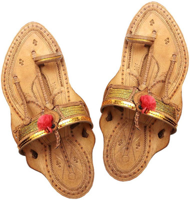 

eKolhapuri Men Tan Flats