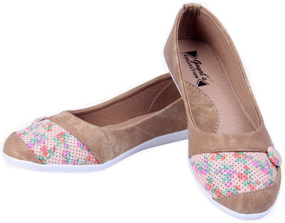 

Goyal Tan Flower Button Bellies For Women(Multicolor