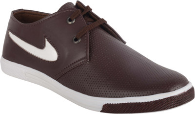 

JUMPING SHOES Casuals For Men(Brown, White