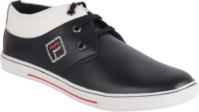 

JUMPING SHOES Casuals For Men(Black, White