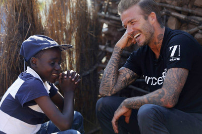 

KumkumArts David Beckham Poster 12 x 18 Inch, HD Quality Image, Gloss Paper, Unframed, Qty 1 Paper Print(12 inch X 18 inch, Rolled)