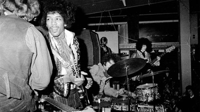 

KumkumArts Jimi Hendrix Poster 12 x 18 Inch, Vintage Quality Image, Gloss Paper, Unframed, Qty 1 Paper Print(18 inch X 12 inch, Rolled)